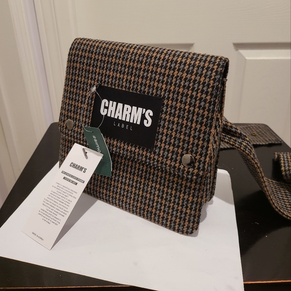 Korean Brand CHARMS Belt Bag with Patched Logo - UNISEX - Picture 1 of 8